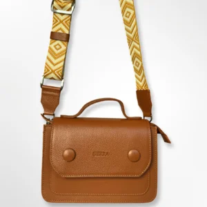 Cartera manos libres en cuero con cargadera tejida Bella marrón